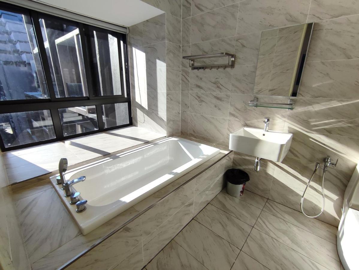 Imperio Residence Malacca Town With Bathtub-Freeparking And Wifi Екстериор снимка